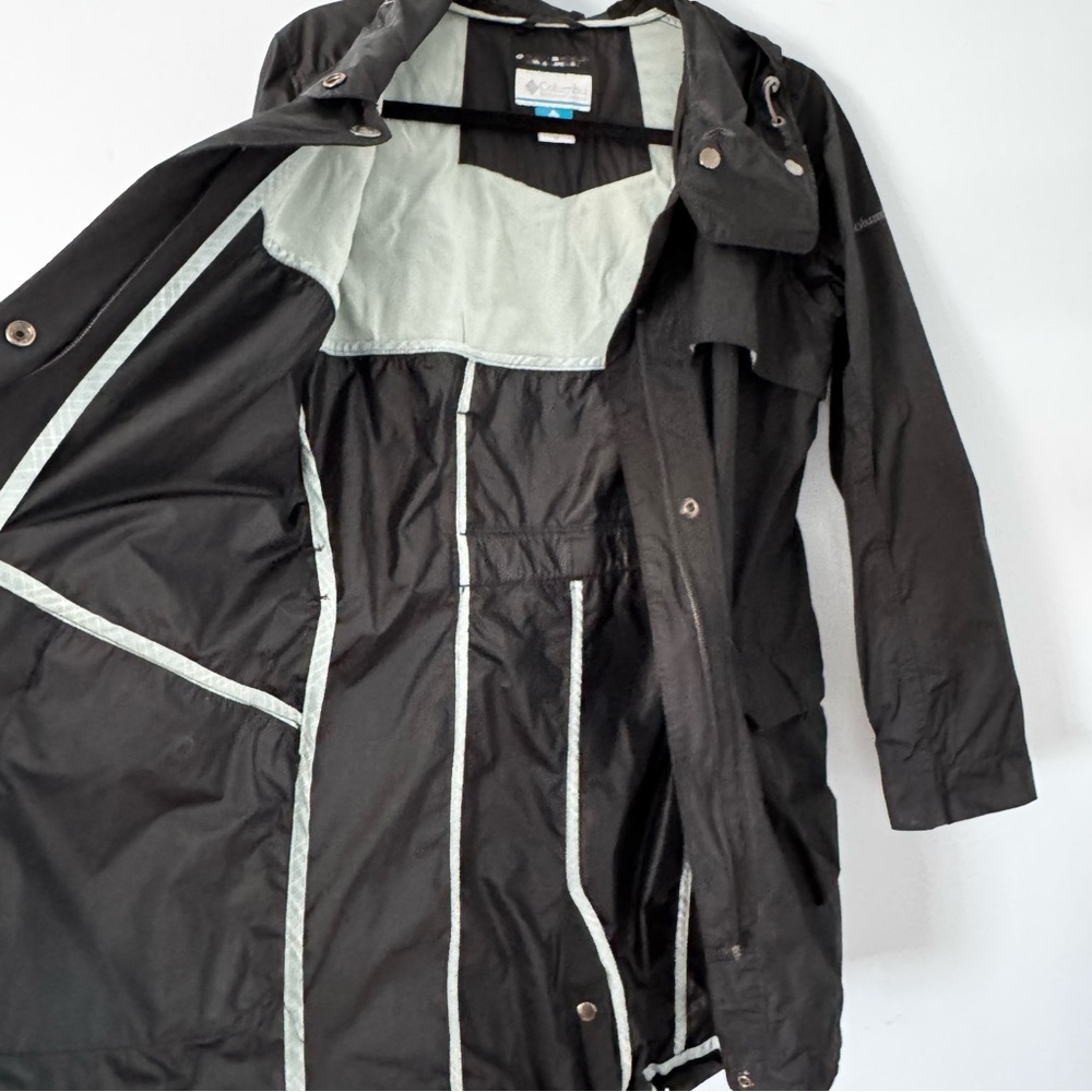 Columbia Omni-Shield Black Rain Jacket Hooded women’s Medium - Picture 7 of 11